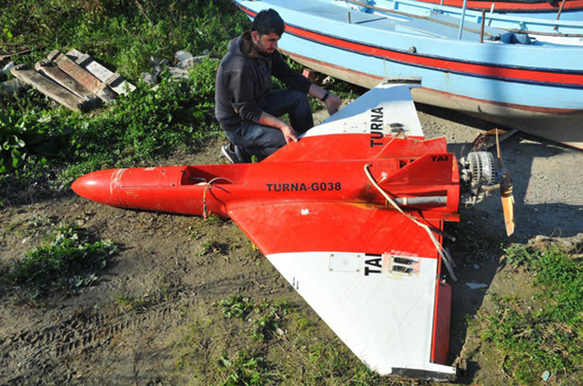 Sinop\'ta Balıkçıların Ağına "İHA" Takıldı