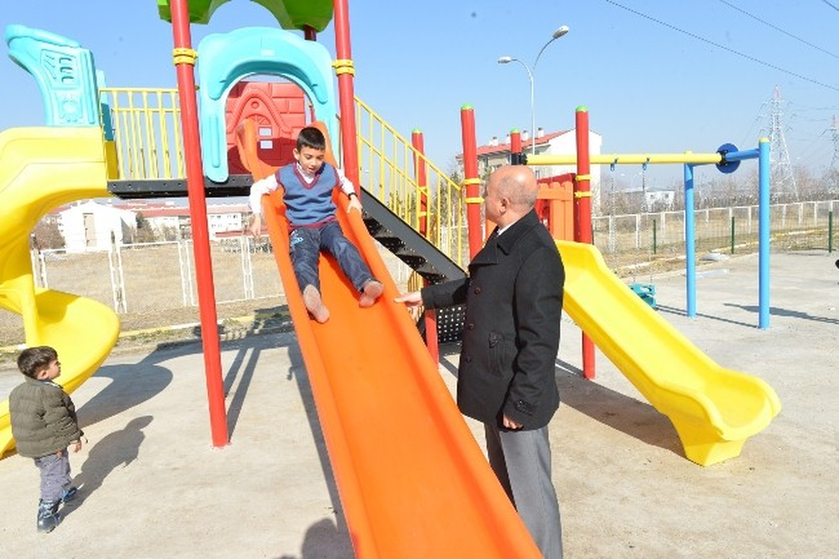 Yakutiye\'den Çocuklara 25 Oyun Grubu Daha