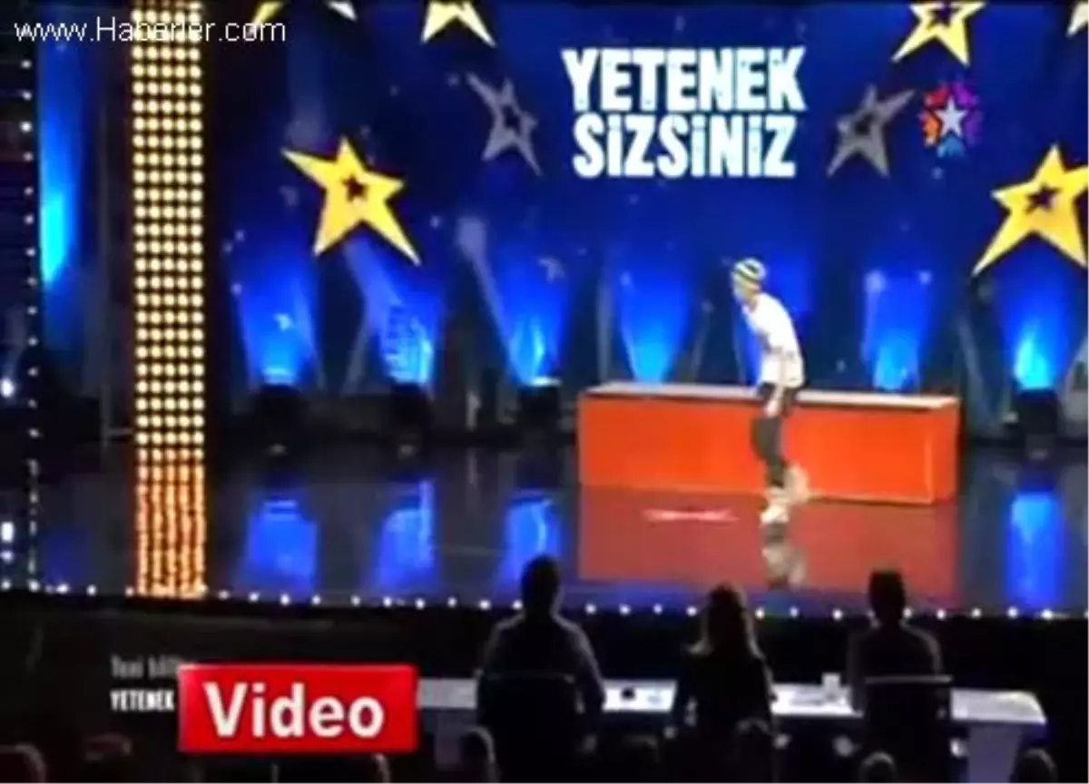 Yetenek Sizsiniz Yarışmasında İnanılmaz Kaza