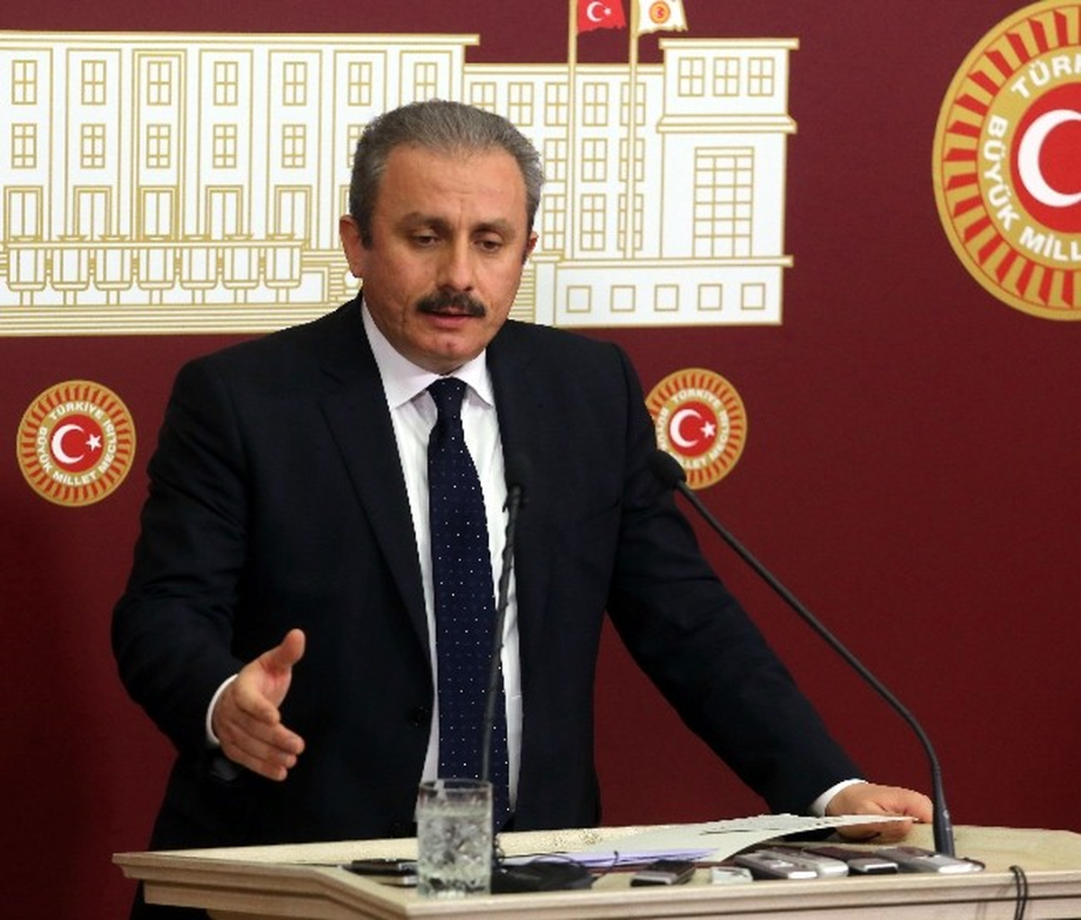 Anayasa Uzlaşma Komisyonu Tartışmaları