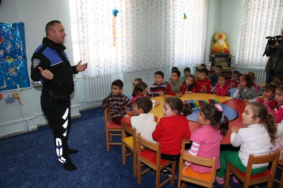 Çocuklara 155\'in Önemini Anlatıldı