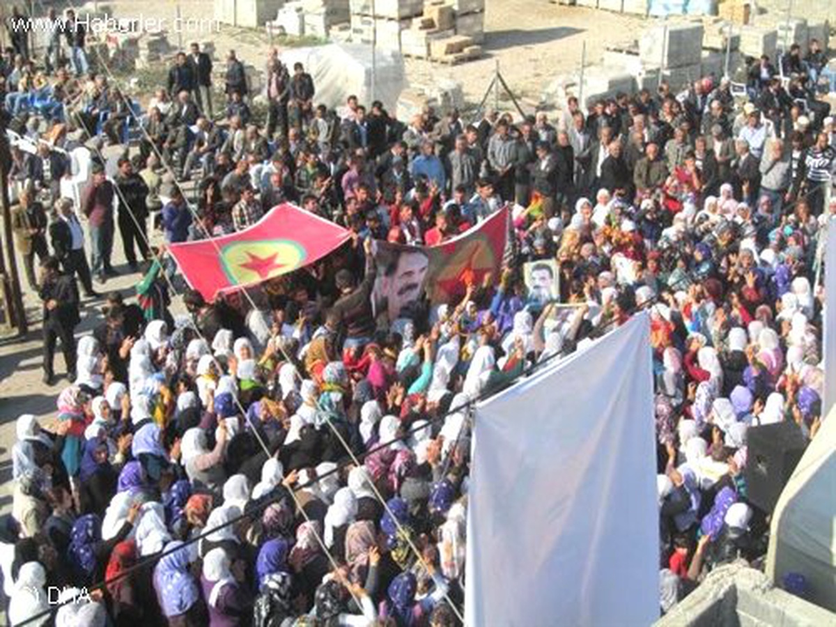 Dağda Gömülen PKK\'lı 7 Yıl Sonra Adana\'da Toprağa Verildi