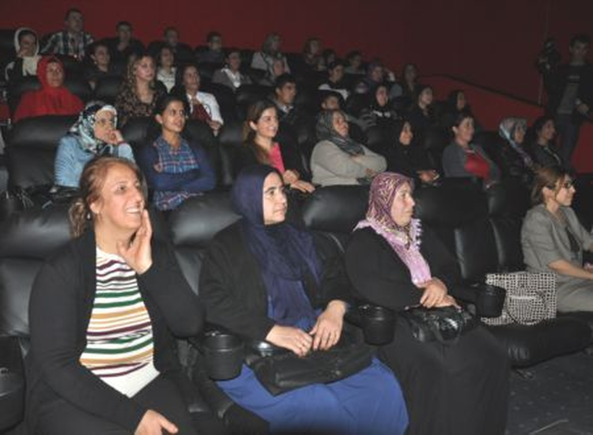 Derikli Kadınlar İlk Kez Sinemayla Tanıştı