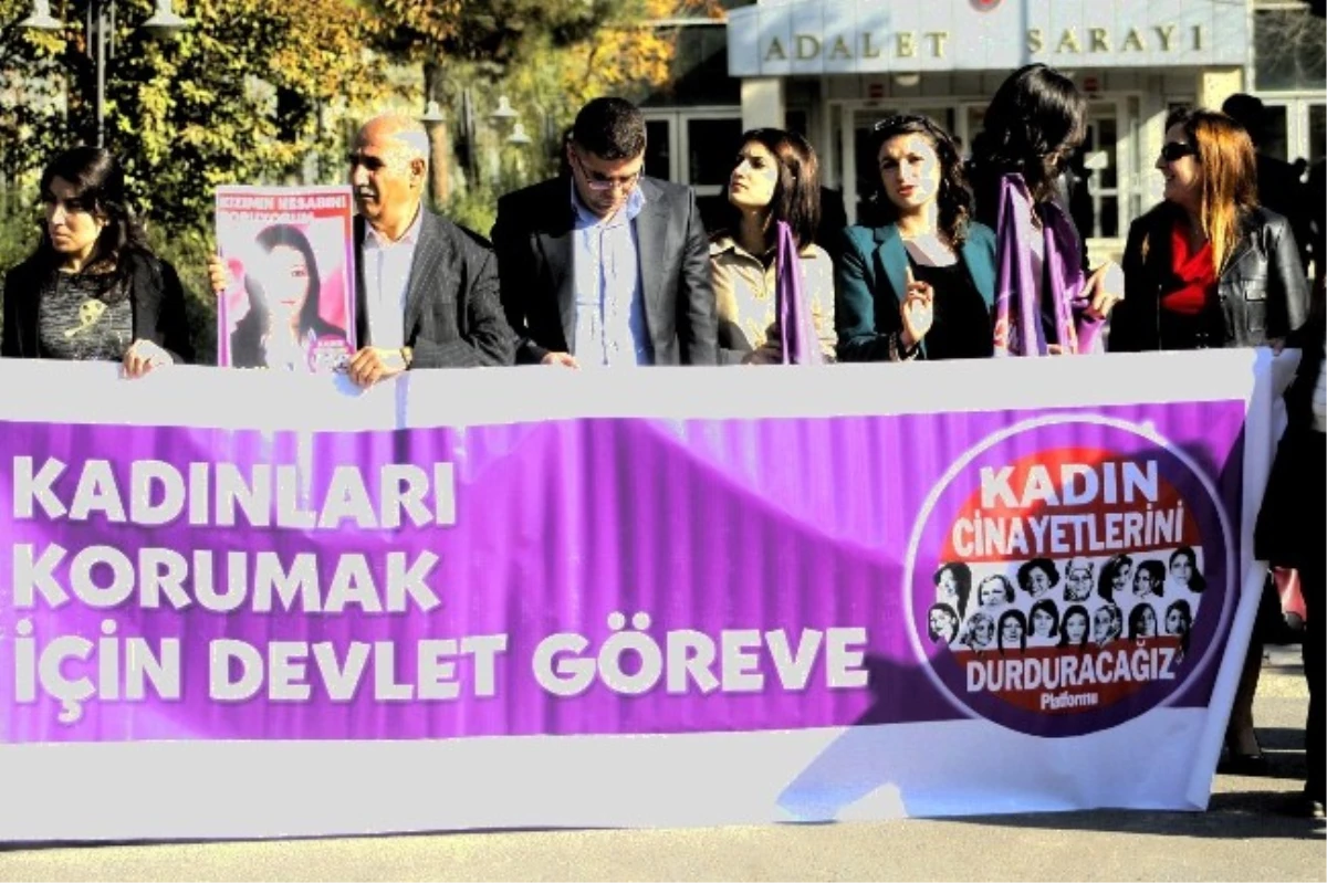 Diyarbakır\'da Kadın Cinayetleri Protesto Edildi