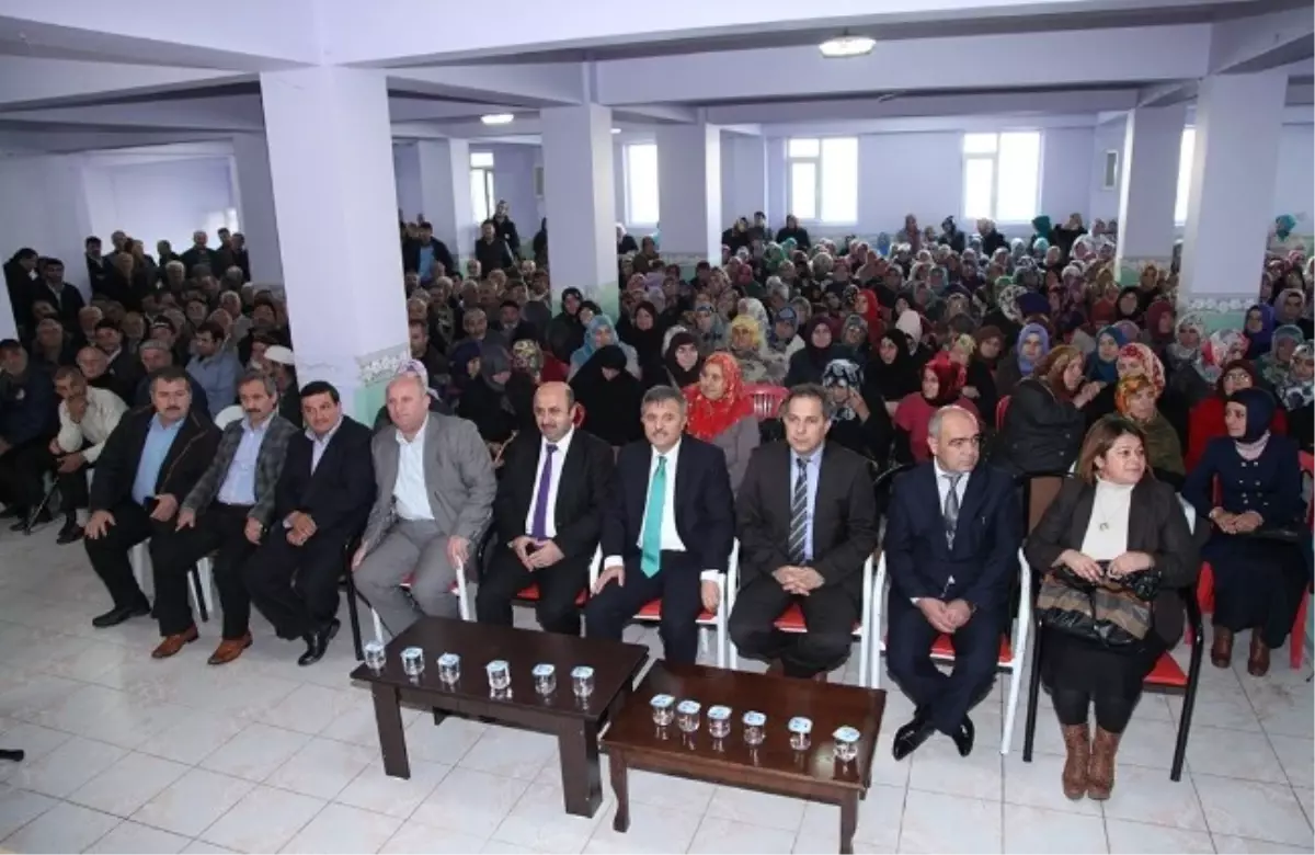 Döngeloğlu; "Ailesini Çok Seven Peygamberin Ümmetiyiz"