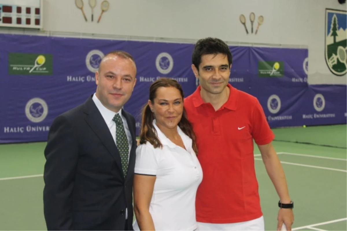 Haliç Üniversitesi & Hülya Cup Senior Tenis Turnuvası Başladı