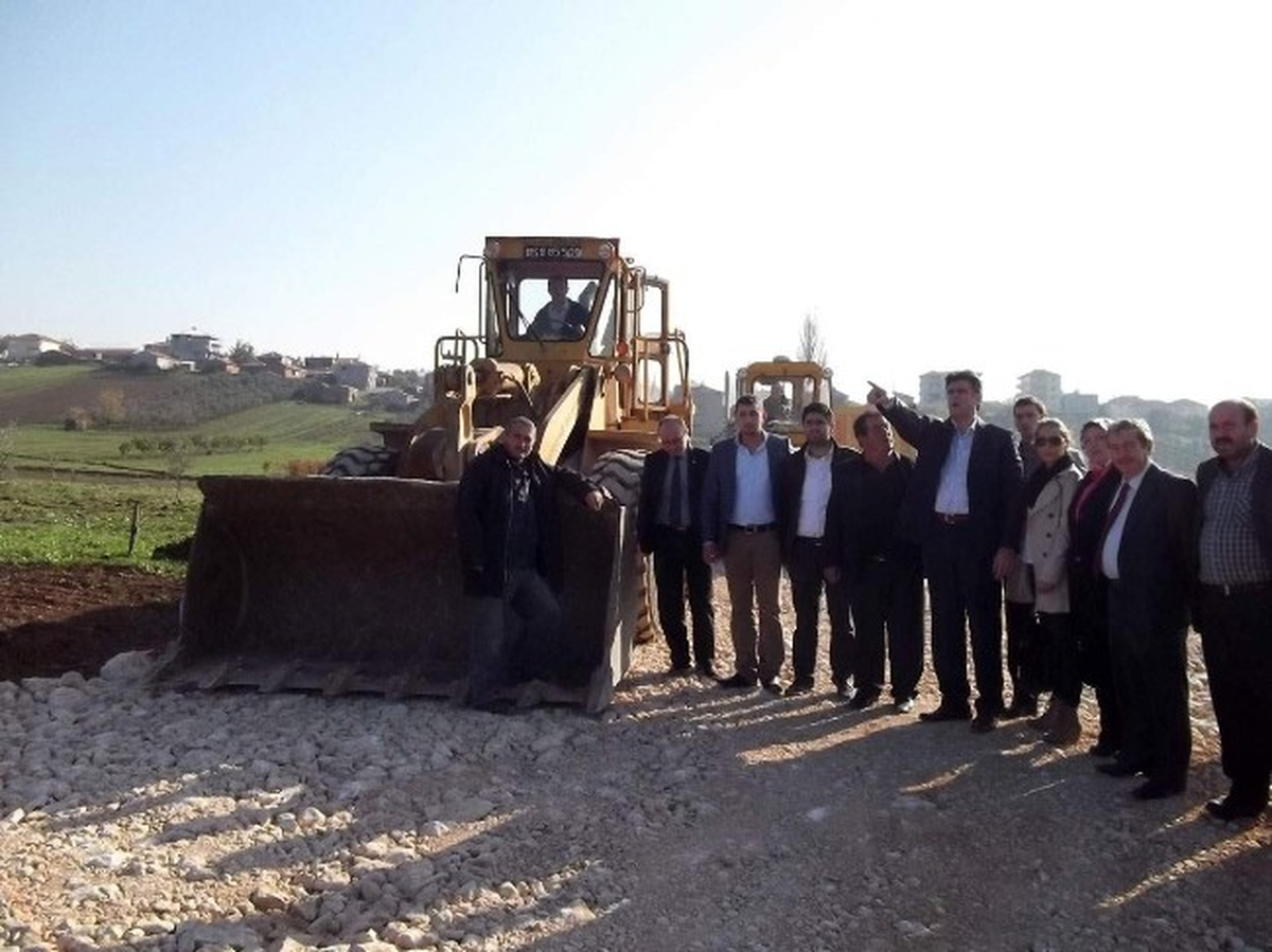 Mudanya Köylerinde Yol Çalışmaları Devam Ediyor
