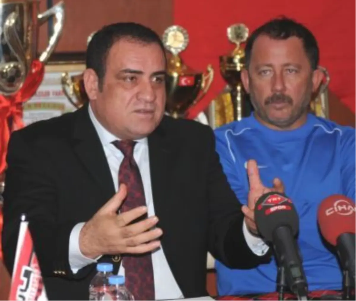 Sergen Yalçın Gaziantepspor ile 1.5 Yıllık Sözleşme İmzaladı