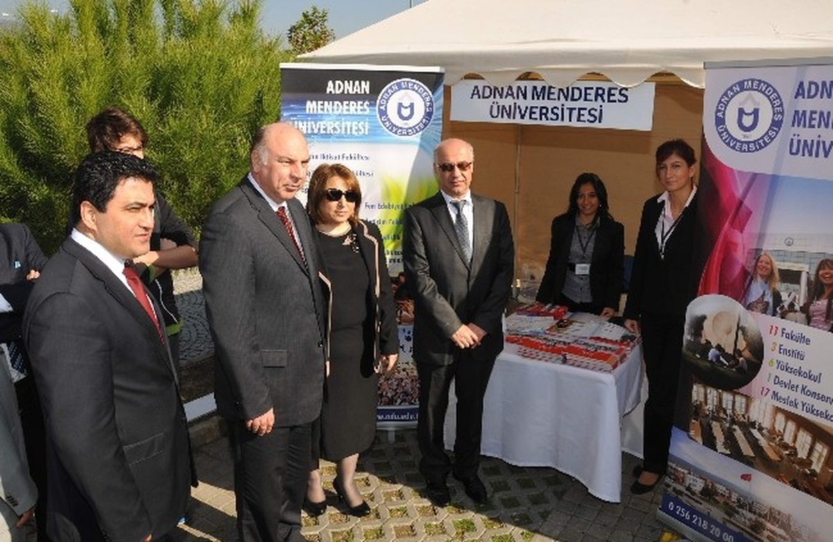 Tanıtım ve Kariyer Günlerine Adü Damgası