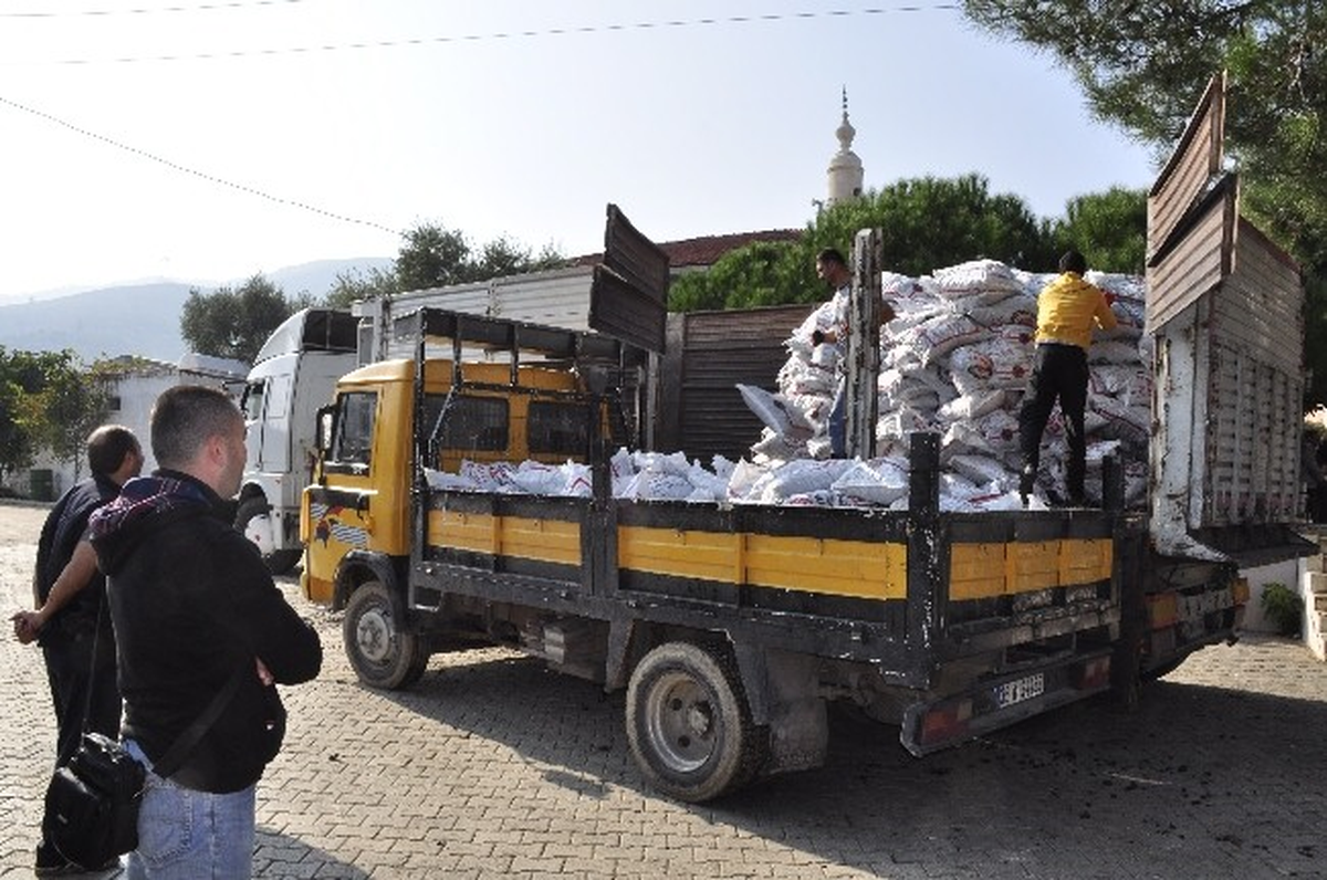 Torbalı Vakfı\'nın Kömür Yardımında Sona Gelındı