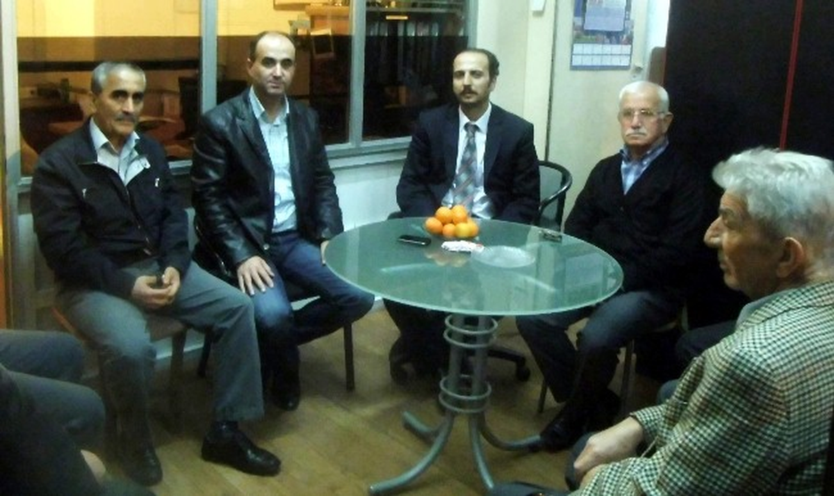 Ak Parti\'li Turgut\'tan Aydın Kafkas Kültür Derneğine Ziyaret