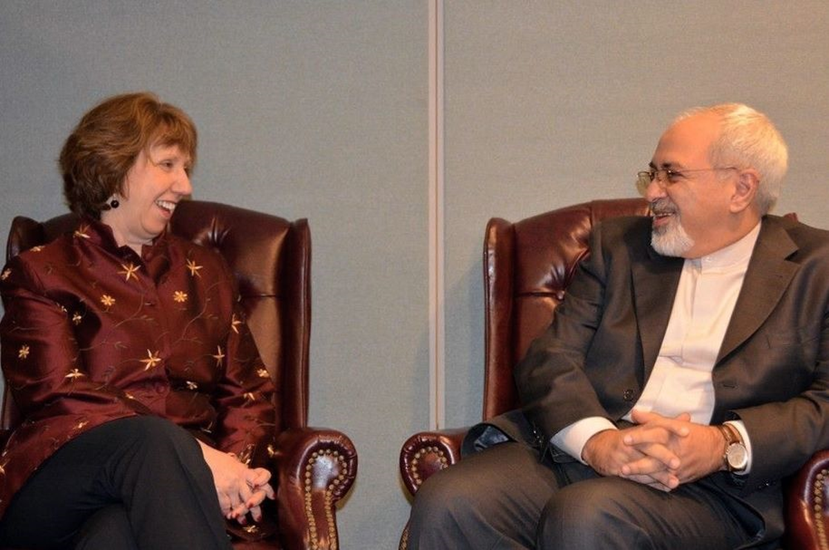 Ashton ve Zarif, Cenevre\'deki Görüşmelerin 2. Turu Öncesinde Bir Araya Geldi