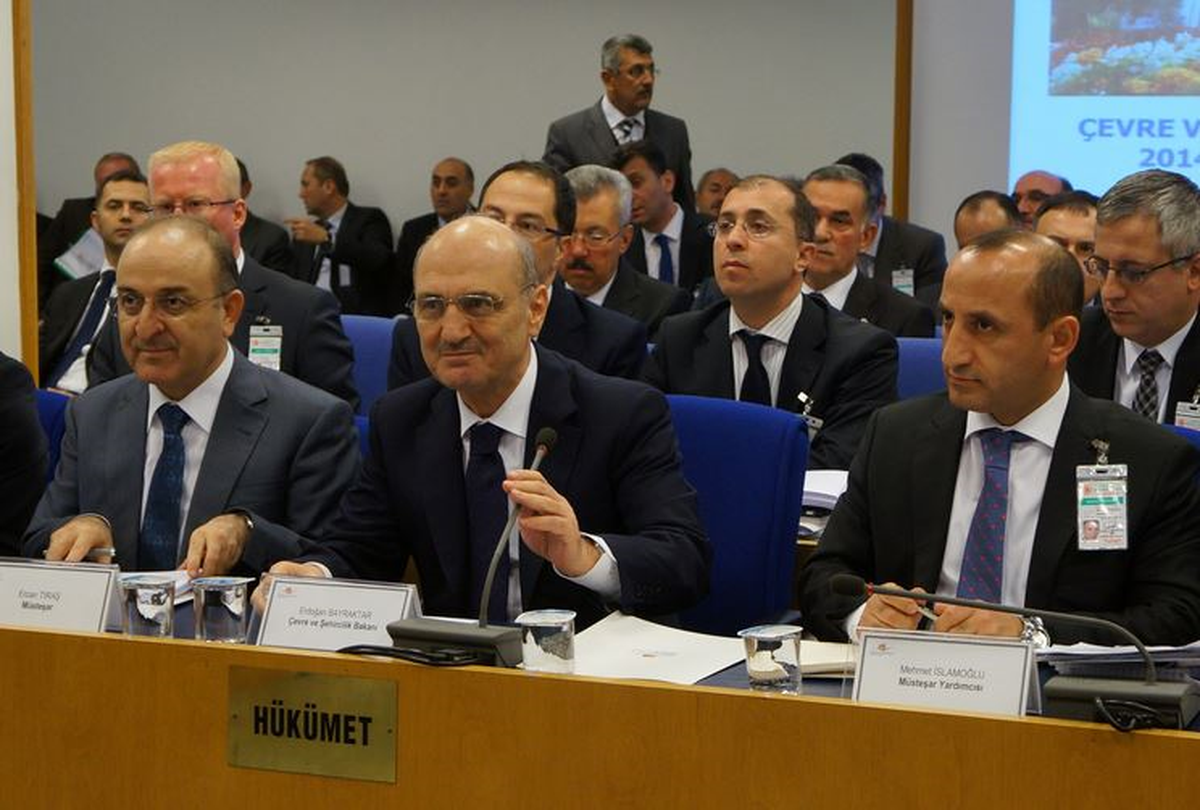 Bakan Müezzinoğlu : Temel Sorunumuz Uzman, Hekim ve Hemşire Açığı