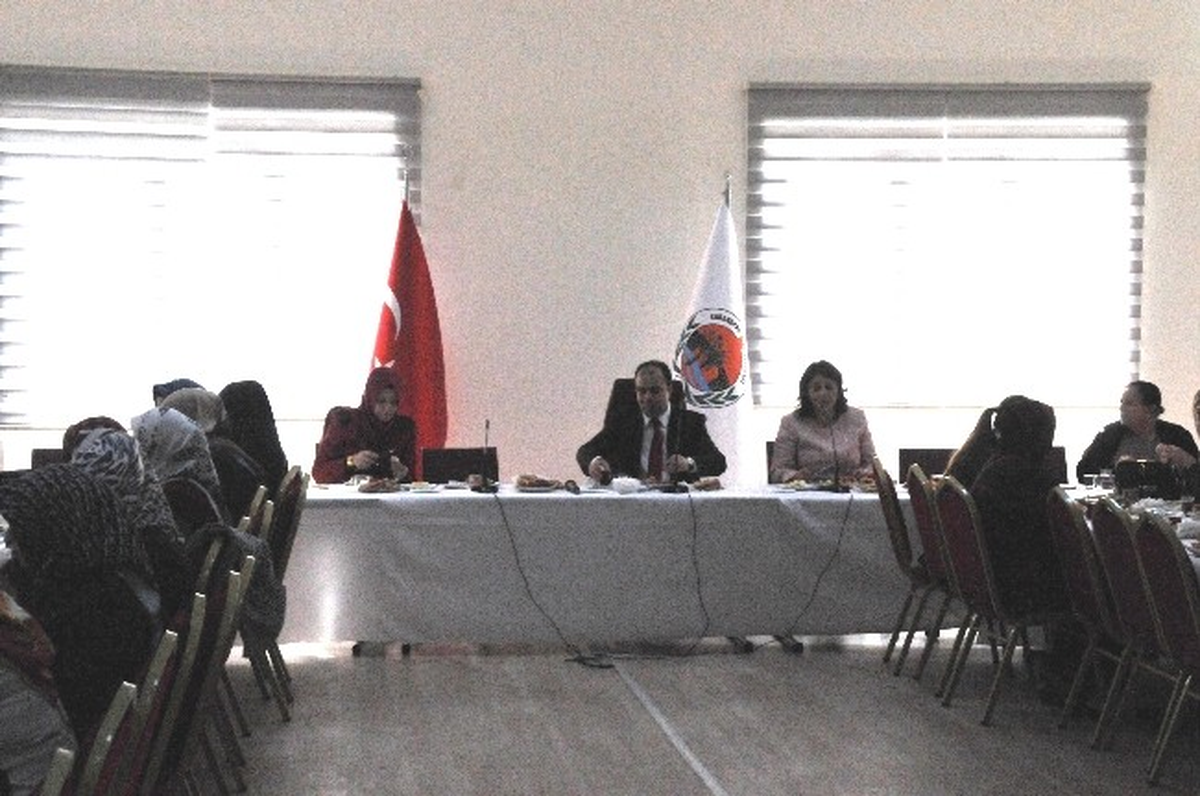 Başkan Çiftçi, Karaköprülü Bayanlarla Biraraya Geldi