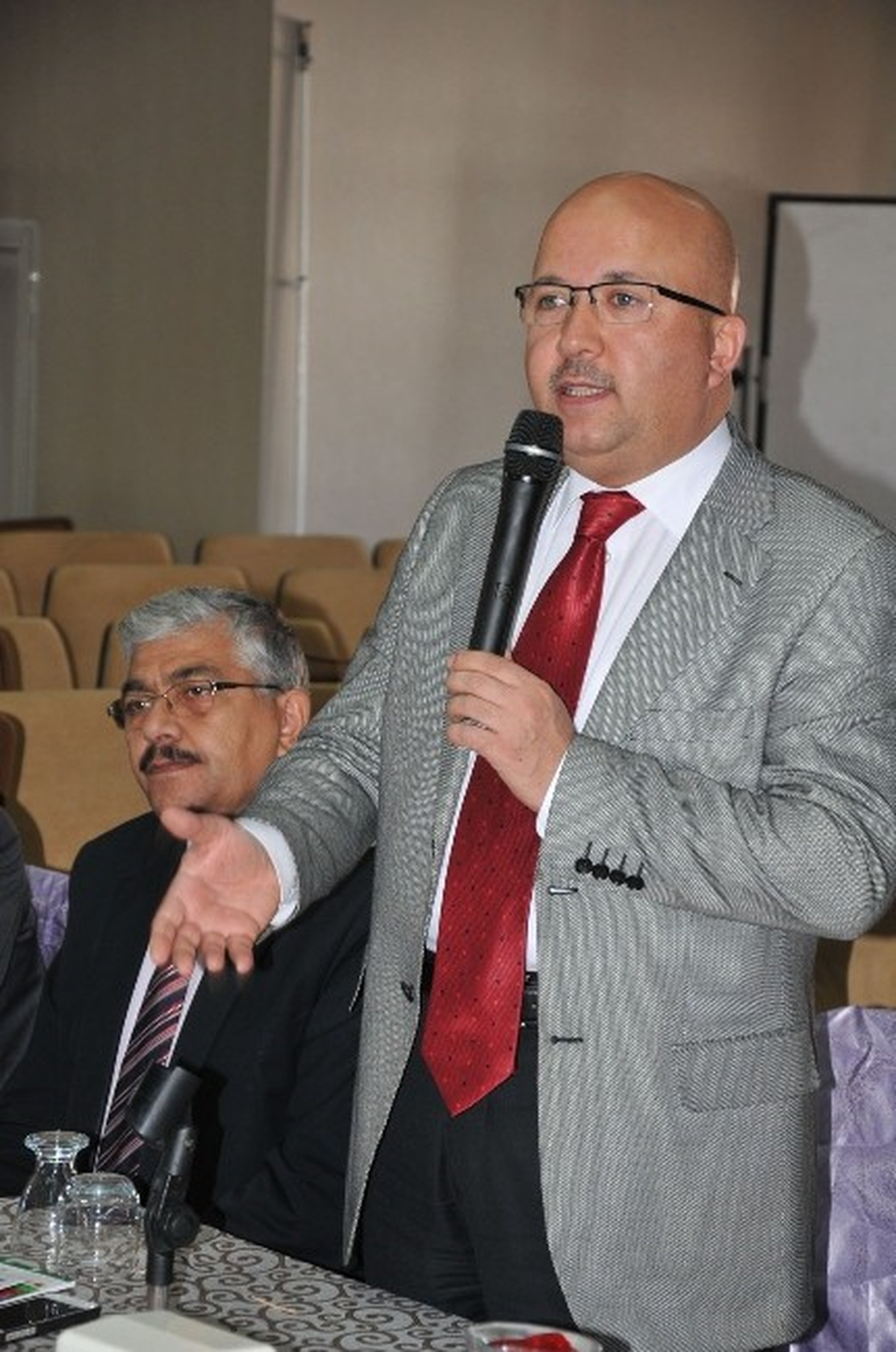 Başkan Çoban, Merkeze Bağlanan Köylerin Muhtarları ile Bir Araya Geldi