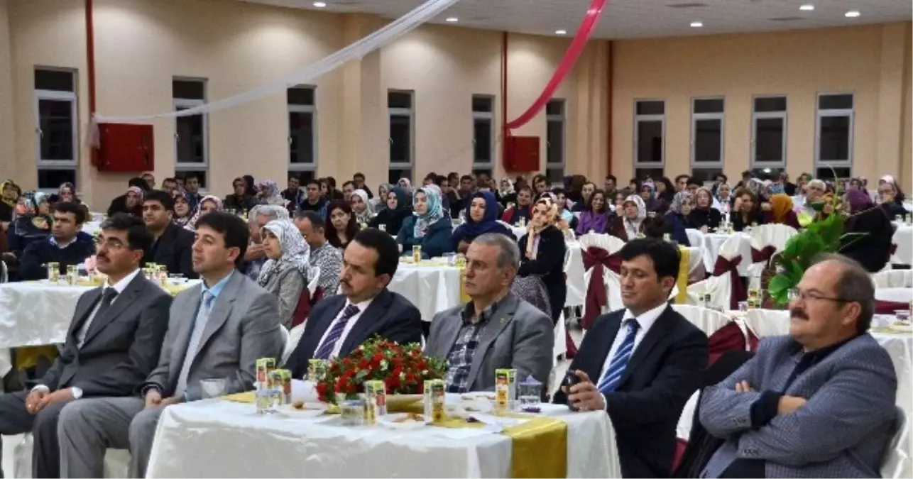 Başkan Karahan\'a Firuze Teşekkürü