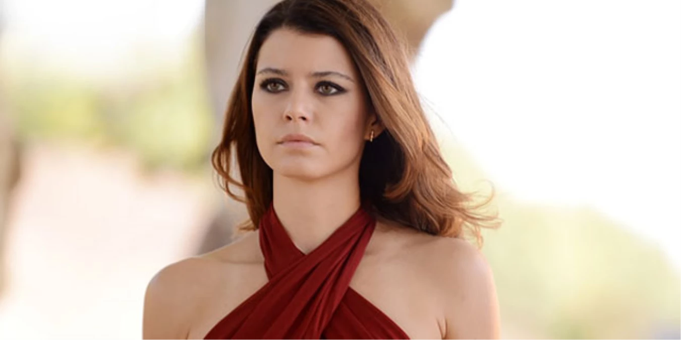 Beren Saat Ekranlara Ara Veriyor