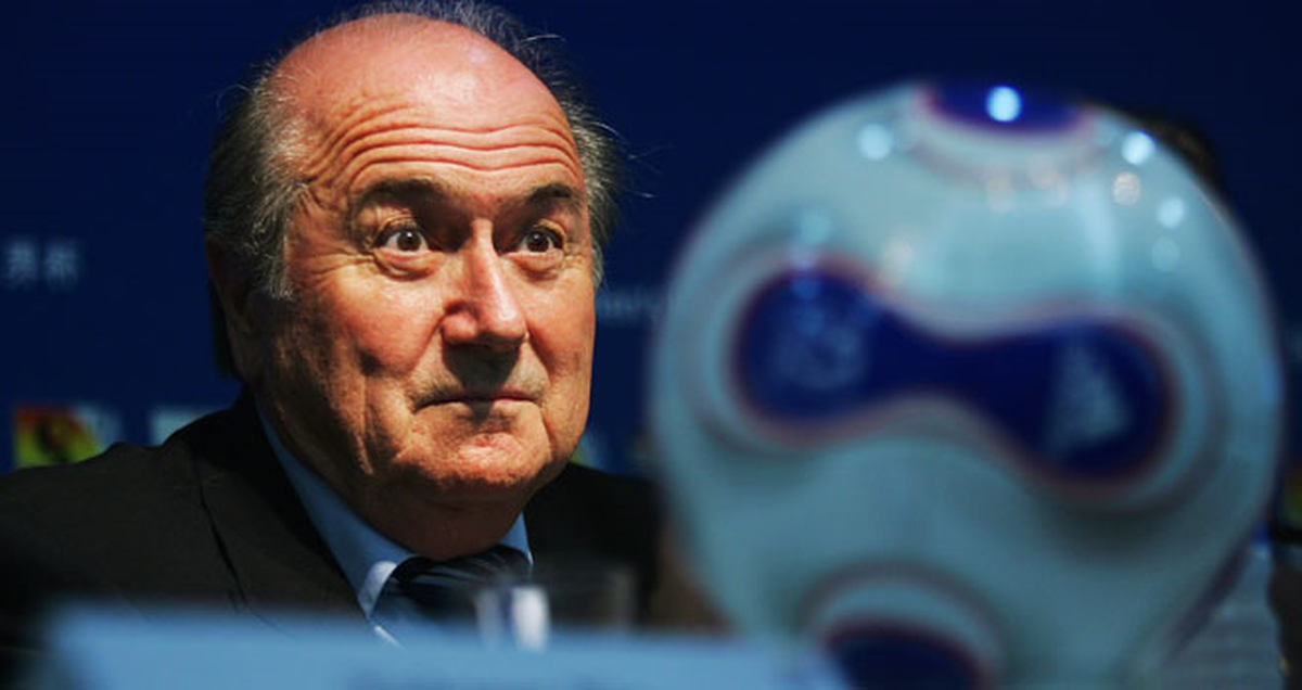 Blatter Çark Etti