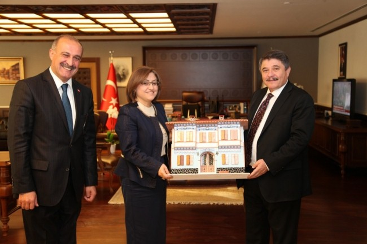 Ege Destekli Yaşam ve Sağlık Merkezi Kula\'da Beyin Göçünü Tersine Çevricek