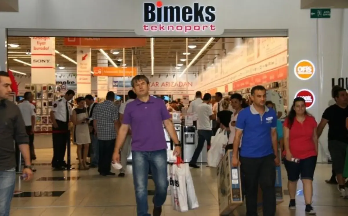 Electro World Mağazalarını Satın Alan Bimeks 90 Bin Metrekare Satış Alanına Ulaştı