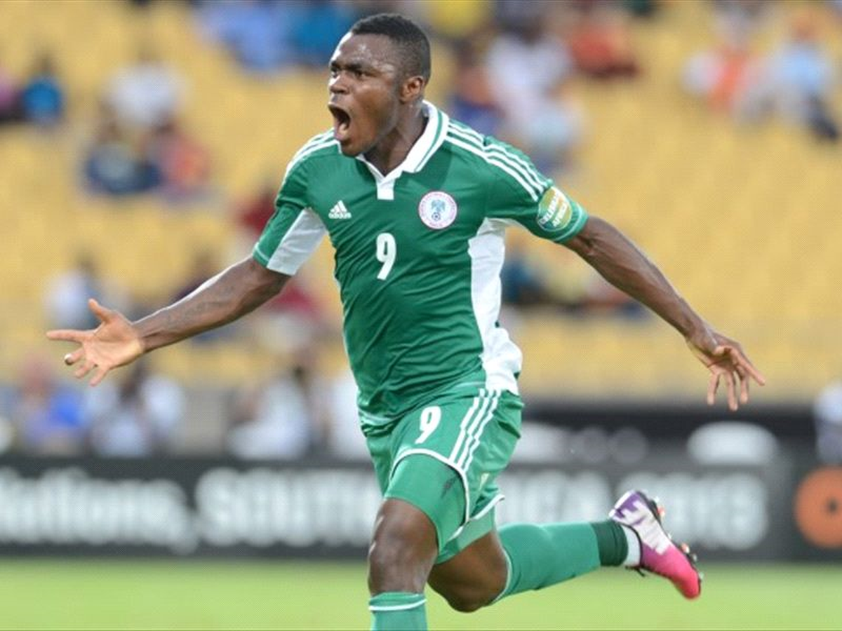 Fenerbahçe\'nin Nijeryalı Oyuncusu Emenike\'nin Gözü Kupada