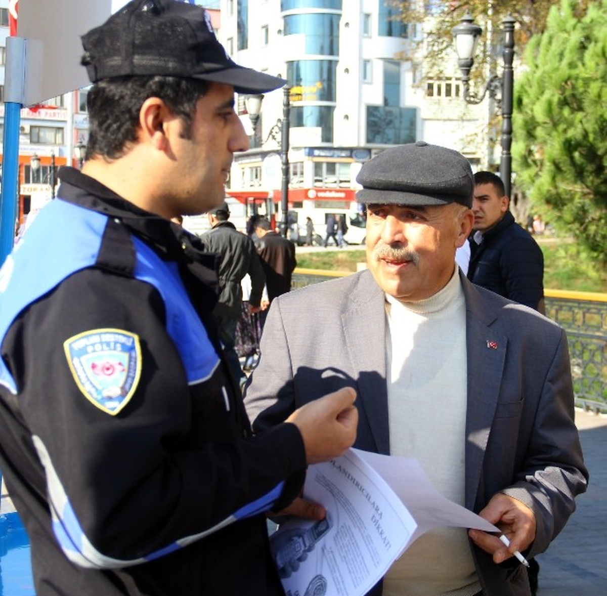 Emniyet: "Dolandırıcılara İtibar Etmeyin"