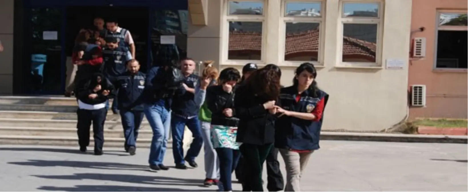 Esenler\'de Fuhuş Operasyonu