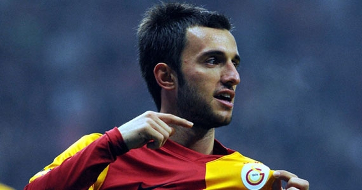 Galatasaray, Emre Çolak\'ın Sözleşmesini Revize Etti