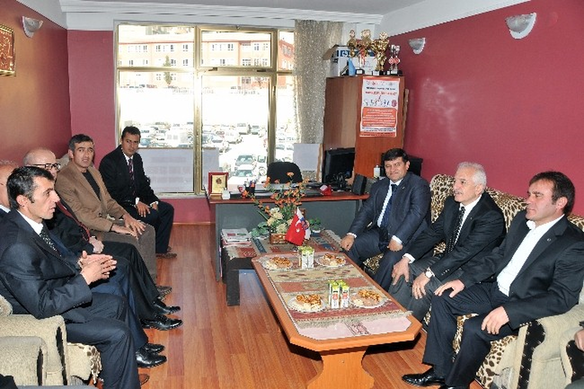 Gümüşhane\'de Birleşen Altın Köyler Derneği Açıldı