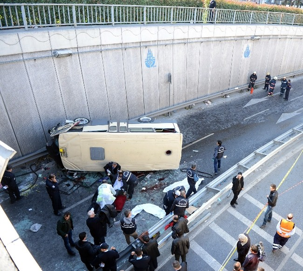 Güngören\'de Minibüs Dehşeti: 2 Ölü, En Az 7 Yaralı