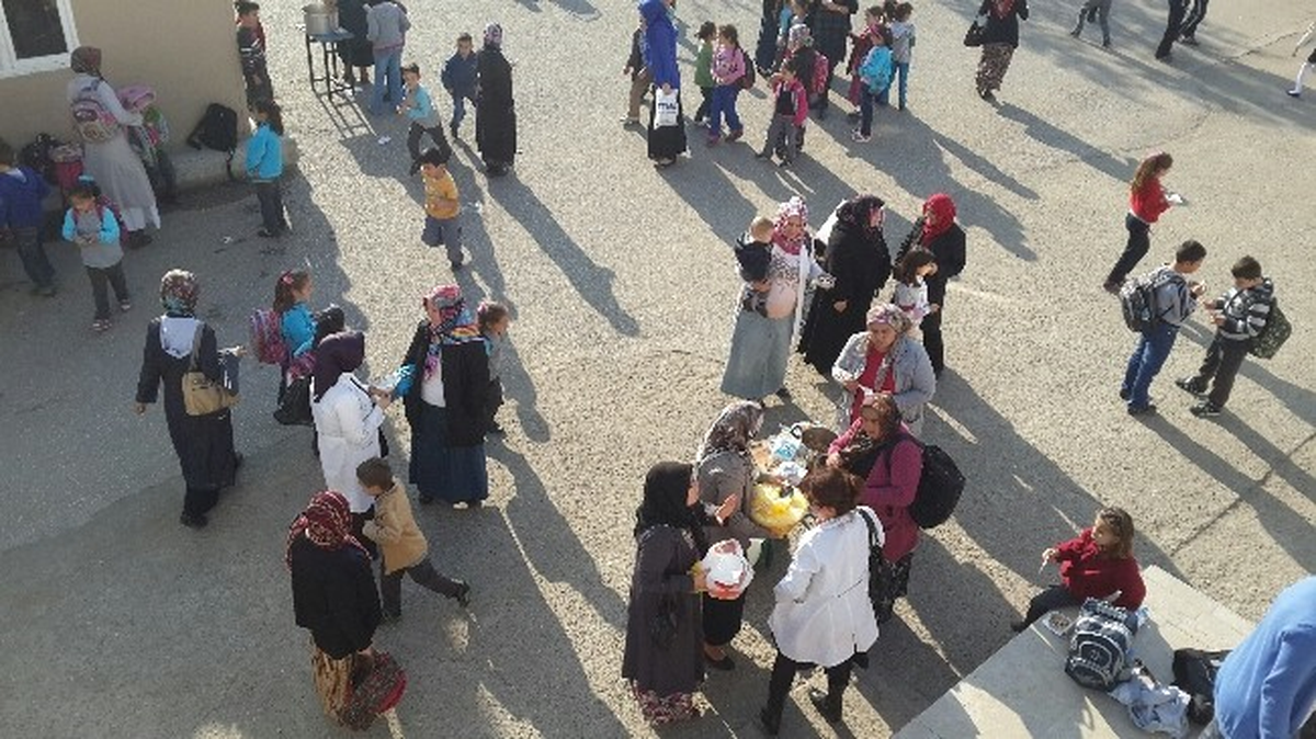 Hamidiye İlköğretim Okulu\'ndan Tatlı Bir An