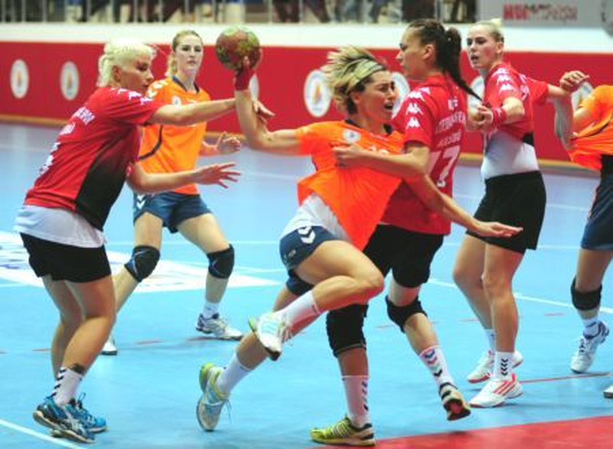 Hentbol: Bayanlar Süper Ligi