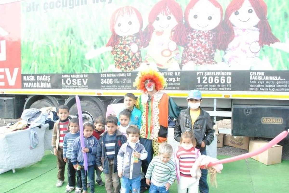 Lösev Yardım Tır\'ı Şanlıurfa\'da