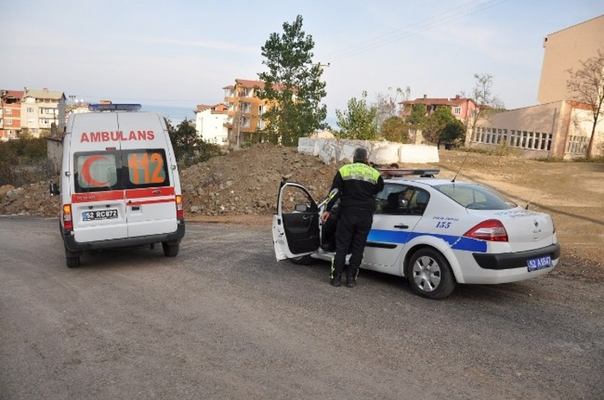 Motosikletli Öğrenci Kaza Yaptı