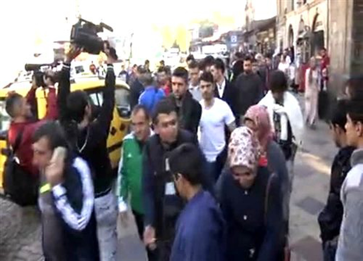 Şanlıurfasporlu futbolcular vatandaşlarla buluştu