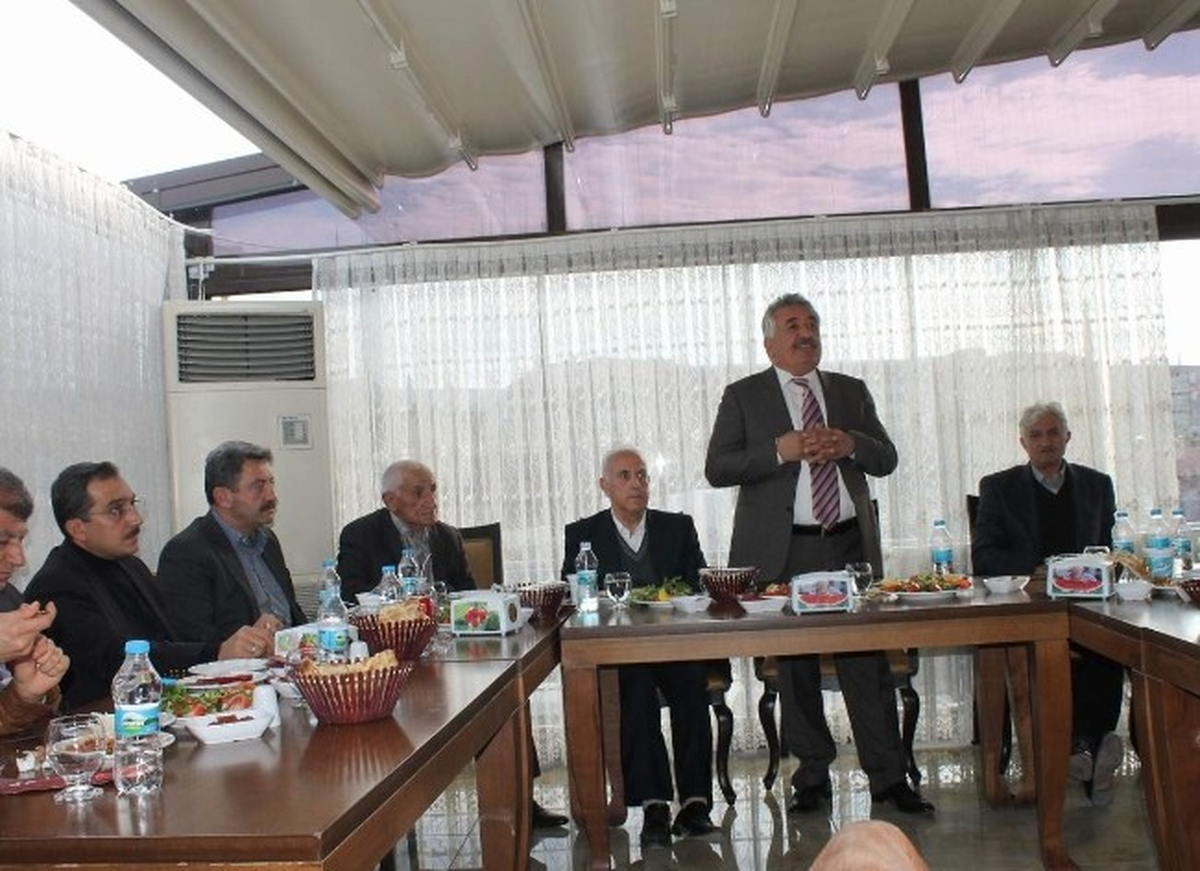 Siirt Belediye Başkanı Sadak\'tan Barış Mesajları