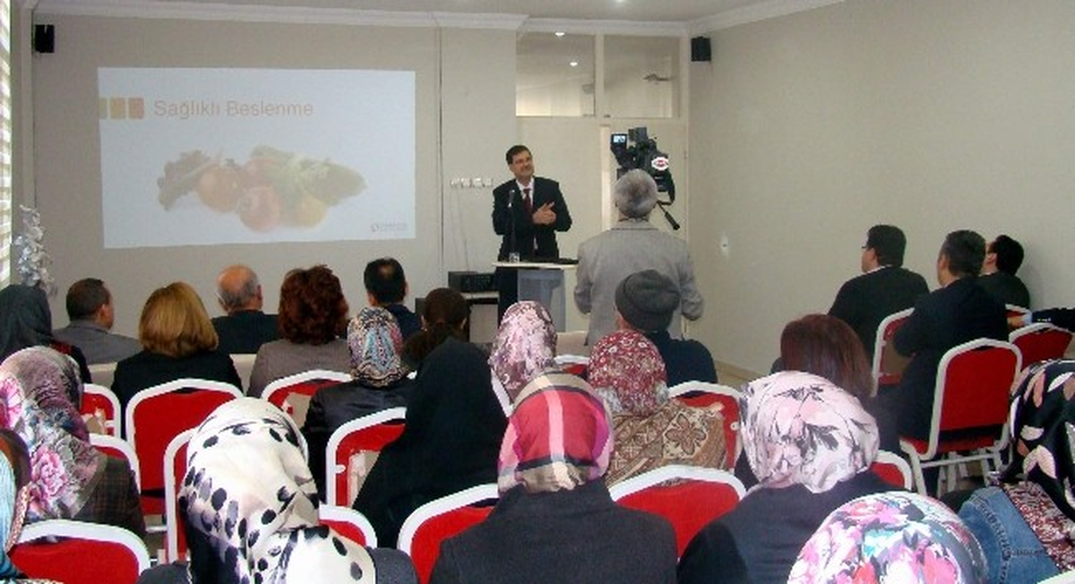 Sivrihisar\'da \'Sağlıklı Beslenme\' Semineri