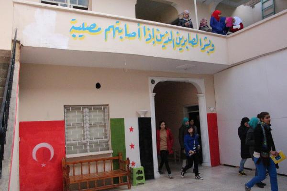 Suriyeliler Kiraladıkları Evi Okula Dönüştürdü