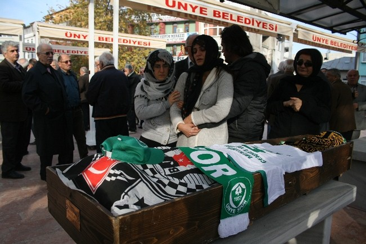 Ünyespor\'un Eski Başkanı Ellibeş Vefat Etti