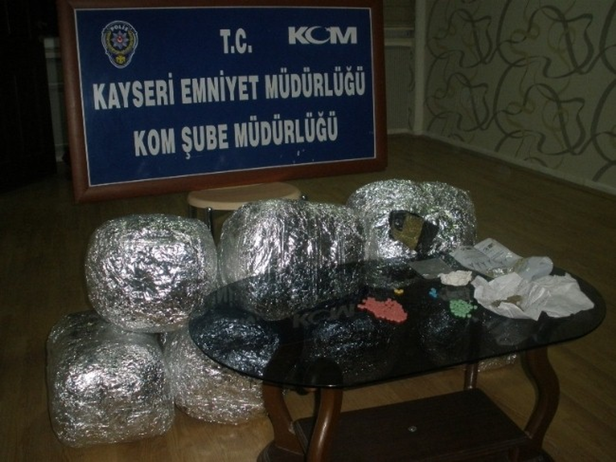 Uyuşturucuları Bırakıp Tren ile Kaçmaya Çalıştı
