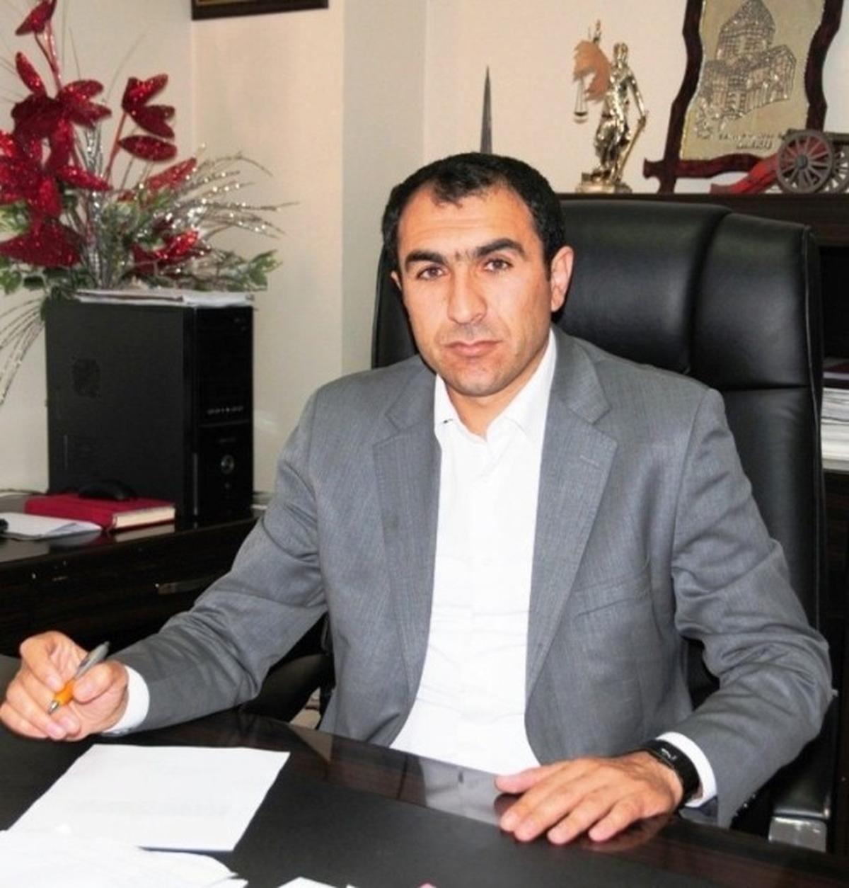 Van\'da \'Kaçak Ürün Alma, Kapıma Kilit Vurma Kampanyası\'na Destek