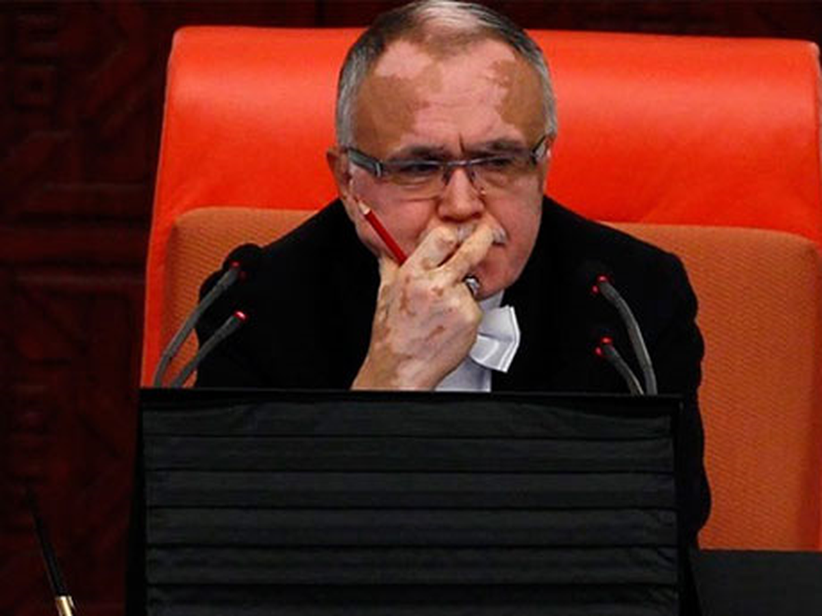 Yakut: Kızlar ve Erkeklerin Birlikte Eğitim Görmesi Yanlış
