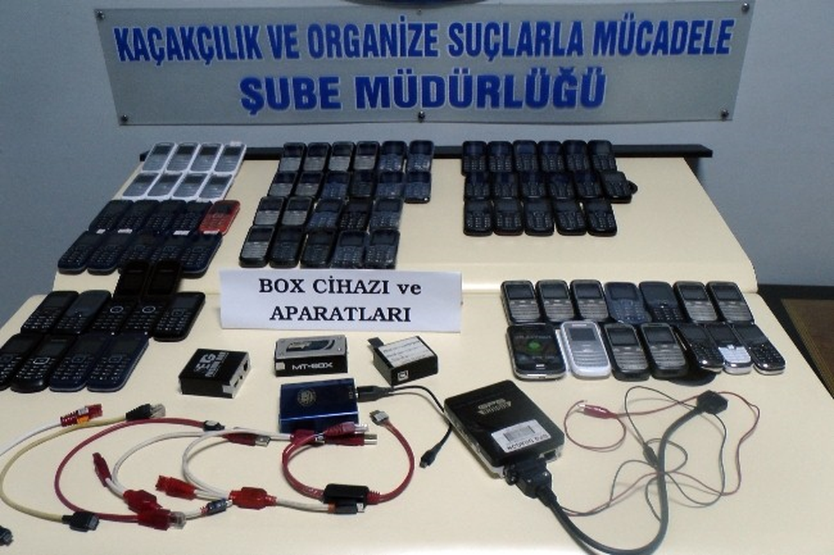 Yalova\'da Kaçak Telefon Operasyonu