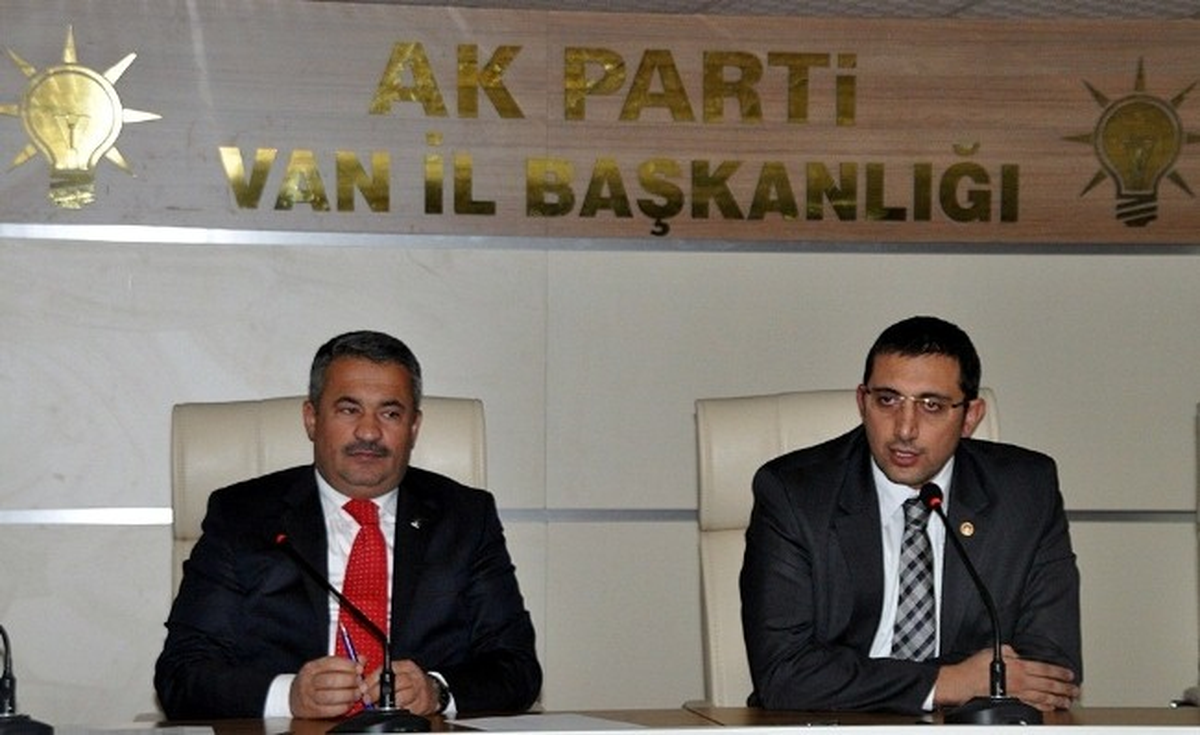 Yeni İl Koordinatörü Konya Millettvekili Mustafa Akış Van\'da