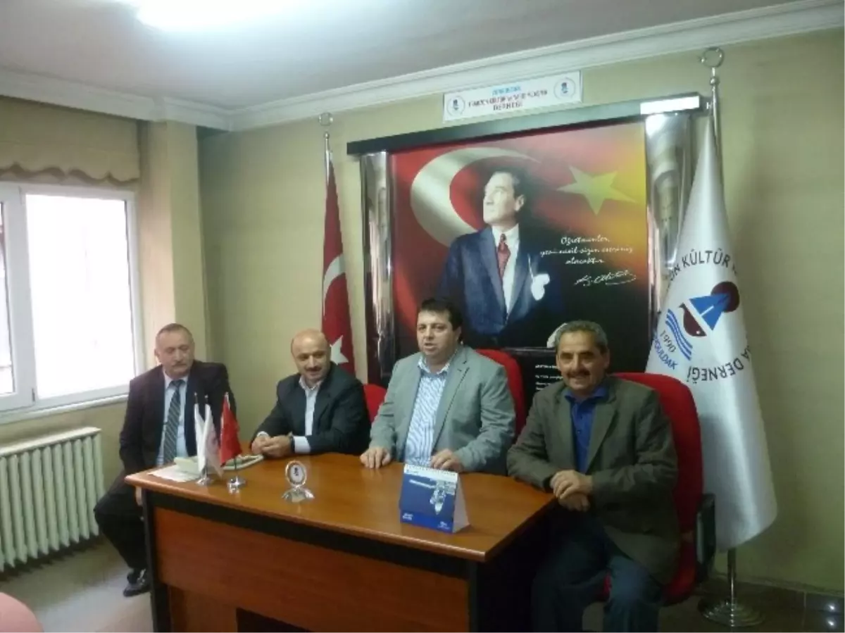 AK Parti\'den Sezgin, Trabzonlular Derneğini Ziyaret Etti