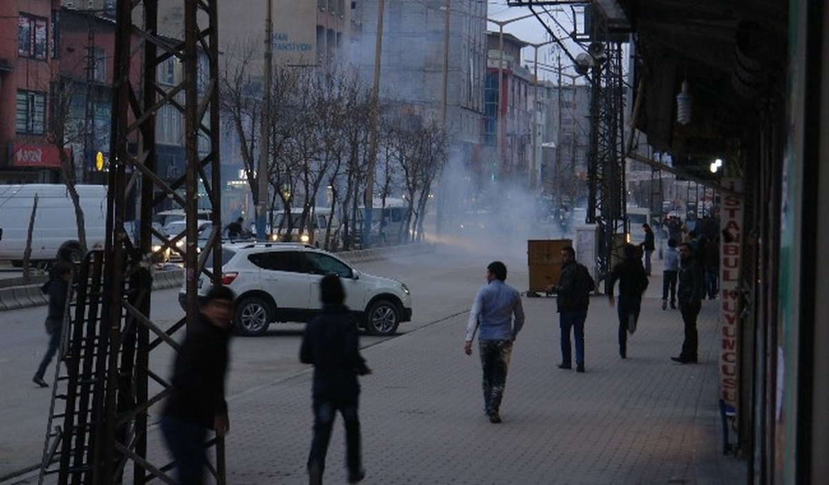 Yüksekova\'da Olaylar Çıktı