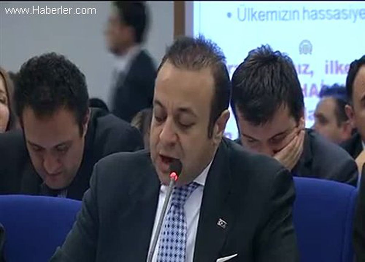 AB Bakanı Bağış Demokratikleşme Paketini Övdü