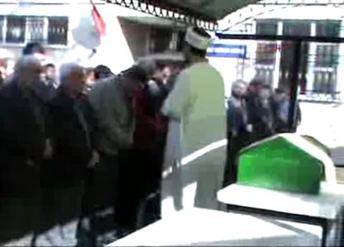 Annesi Elini Bırakınca Yola Fırlayan Bir Yaşındaki Kerem, Otomobilin Çarpması Sonucu Yaşamını...