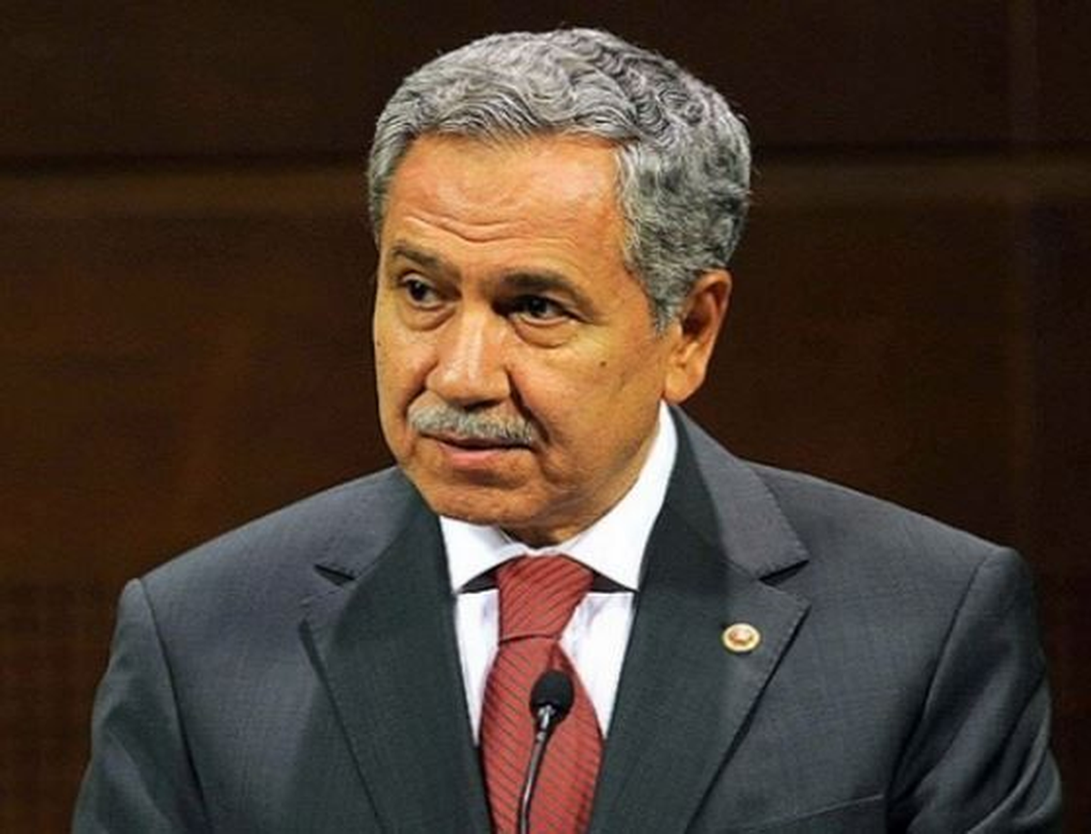 Arınç, Türk-Amerikan Kültür ve Medeniyet Merkezini Ziyaret Etti
