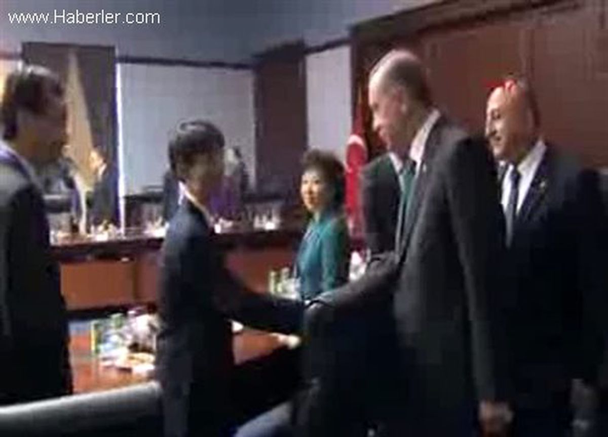 Başbakan Erdoğan, Uluslararası Asya Siyasi Partiler Heyetini Kabul Etti